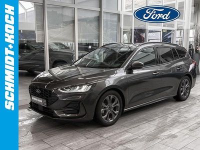 Magneticgrau (grau) Gebraucht 2024 Ford Focus ST-Line X Limousine | 25.450 € (Etwas zu teuer)