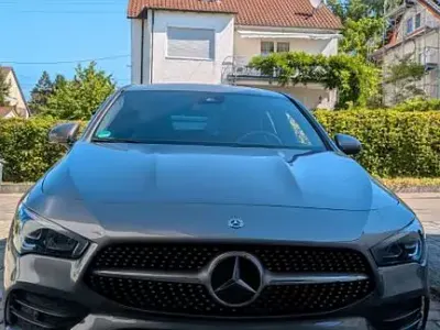 Gebraucht Mercedes CLA180 Shooting Brake AMG line 136 PS (100 kW) 2020 Grau Kombi