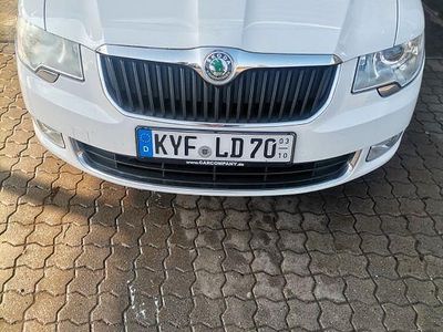 Gebraucht Skoda Superb Ambition 170 PS (125 kW) 2011 Weiß Kombi