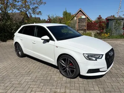 Używany Audi A3 Sport 116 KM (85 kW) 2017 Biały Sedan/Limuzyna