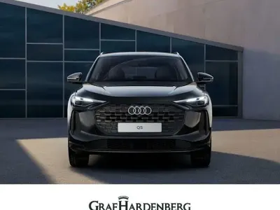 Neu Audi Q5 Business 150 PS (110 kW) 2026 Schwarz SUV