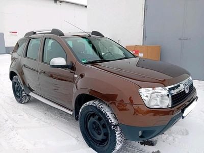 Braun Gebraucht 2011 Dacia Duster Prestige SUV | 4.700 € (Etwas zu teuer)
