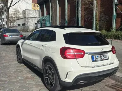 Gebraucht Mercedes GLA250 AMG line 211 PS (155 kW) 2015 Weiß SUV