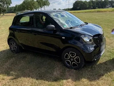 Gebraucht Smart ForFour Electric Drive 30 kW (41 PS) 2019 Schwarz Kleinwagen