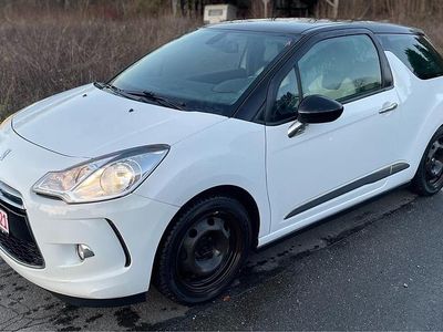 Gebraucht Citroën DS3 So Chic 120 PS (88 kW) 2011 Weiß Kleinwagen
