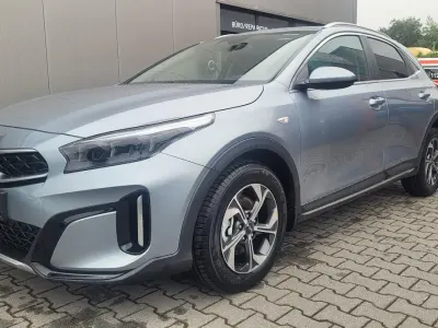 Neu Kia XCeed City 150 PS (110 kW) 2026 Lunar silber SUV