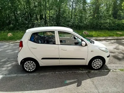 Gebraucht Hyundai i10 Classic 67 PS (49 kW) 2009 Weiß Kleinwagen