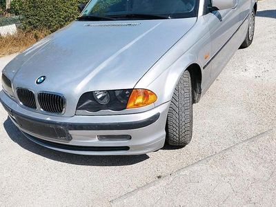 BMW 323