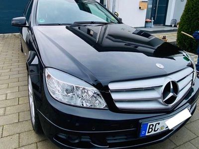 Gebraucht Mercedes C180 156 PS (114 kW) 2009 Schwarz Kombi