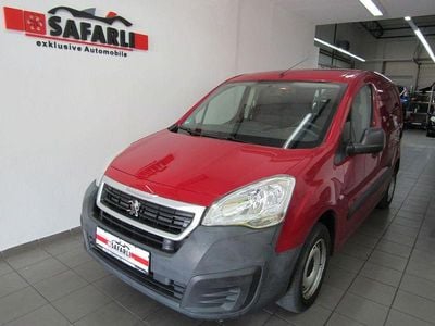 Gebraucht Peugeot Partner Premium 99 PS (72 kW) 2017 Rot Van / Kleinbus