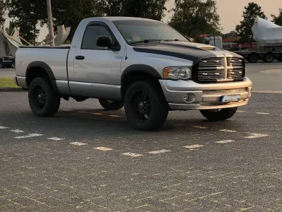 Gebraucht Dodge Ram 345 PS (253 kW) 2007 Silber Pickup