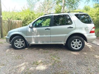 Mercedes ML270