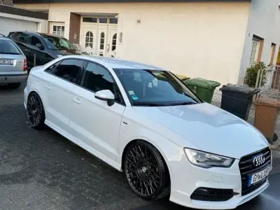 Gebraucht Audi A3 Ambiente 150 PS (110 kW) 2015 Weiß Limousine