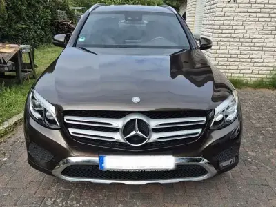 Gebraucht Mercedes GLC250 204 PS (150 kW) 2016 Braun SUV