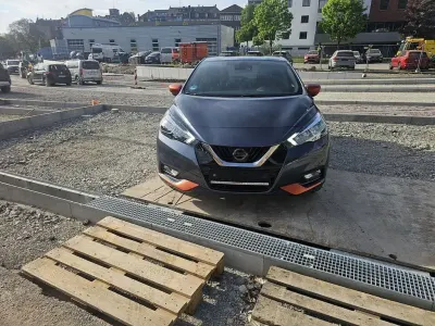 Occasion Nissan Micra Tekna 90 PK (66 kW) 2017 Grijs Hatchback