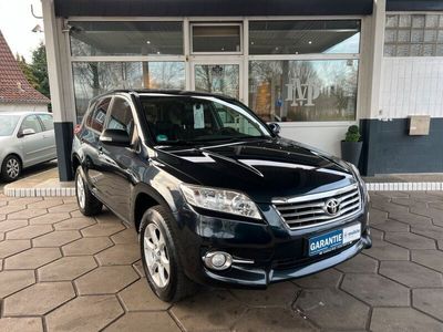 gebraucht Toyota RAV4 2.2D / 4x4 / 1.HAND / Klima / AHK / ALLWETERREIFEN