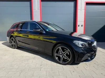 Gebraucht Mercedes C220 AMG line 194 PS (142 kW) 2018 Schwarz Kombi