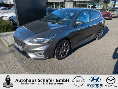 Używany Ford Focus ST 280 KM (205 kW) 2020 Szary Sedan/Limuzyna