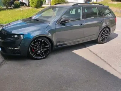 Gebraucht Skoda Octavia RS 184 PS (135 kW) 2015 Grau Kombi