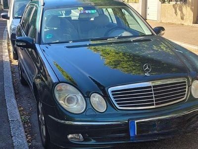 Mercedes E320