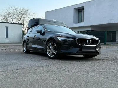 Gebraucht Volvo V60 150 PS (110 kW) 2020 Schwarz Kombi