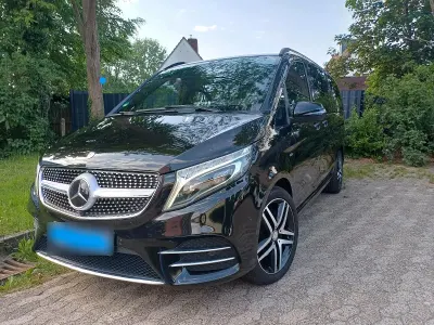 Gebraucht Mercedes E250 AMG 190 PS (139 kW) 2017 Schwarz Van / Kleinbus