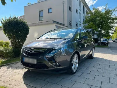 Gebraucht Opel Zafira Tourer Innovation 165 PS (121 kW) 2011 Grau Van / Kleinbus