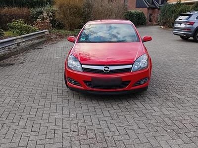 Gebraucht Opel Astra 120 PS (88 kW) 2007 Rot Coupé