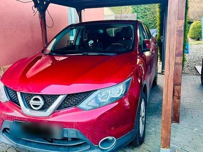 Gebraucht Nissan Qashqai 131 PS (96 kW) 2016 Rot SUV