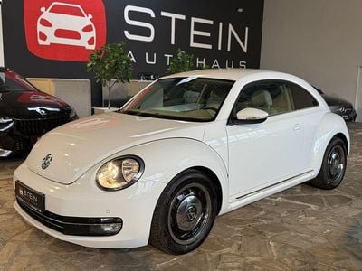 Gebraucht VW Beetle Design 105 PS (77 kW) 2015 Weiß Kleinwagen