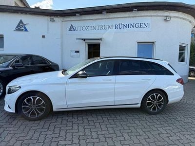 Gebraucht Mercedes C220 194 PS (142 kW) 2021 Weiß Limousine