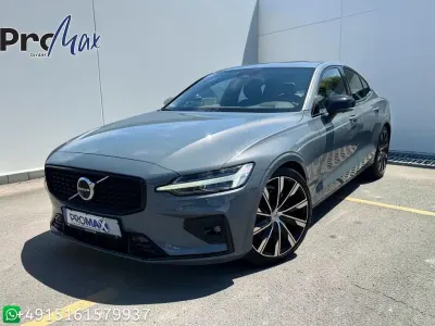 Gebraucht Volvo S60 Plus 250 PS (183 kW) 2023 Grau Limousine