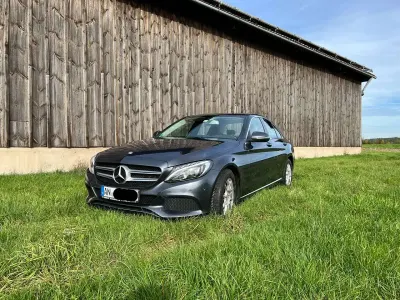 Gebraucht Mercedes C200 Avantgarde 184 PS (135 kW) 2016 Schwarz Limousine