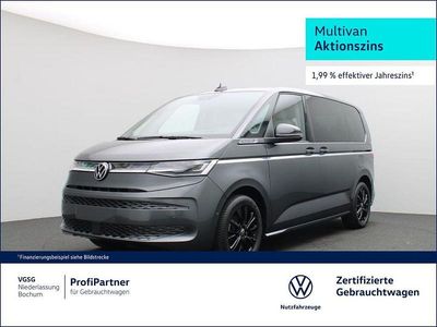Usado VW Multivan Style 150 HP (110 kW) 2025 Cinzento Monovolume