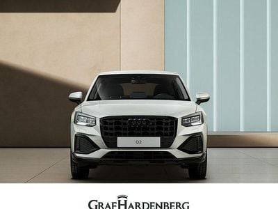 Neu Audi Q2 Advanced Plus 150 PS (110 kW) 2025 Silber SUV