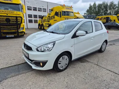 Gebraucht Mitsubishi Space Star Diamant Edition 71 PS (52 kW) 2019 Weiß Kleinwagen