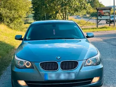 Gebraucht BMW 530 290 PS (213 kW) 2009 Grün Limousine
