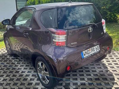 Toyota iQ