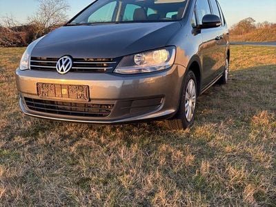 Gebraucht VW Sharan Trendline 140 PS (102 kW) 2011 Grau Van / Kleinbus