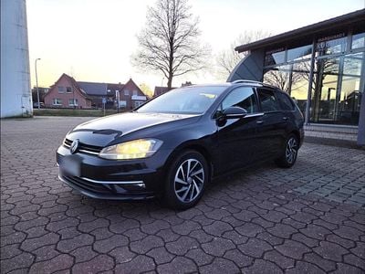 Gebraucht VW Golf VII Join 116 PS (85 kW) 2018 Schwarz Kombi