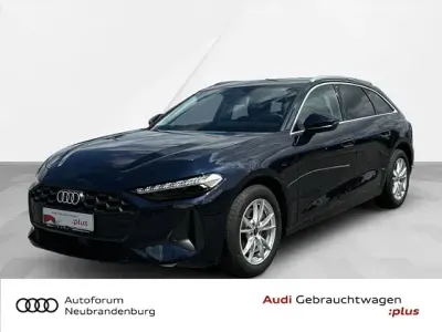 Gebraucht Audi A5 Sport 204 PS (150 kW) 2025 Firmamentblau metallic Kombi