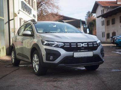 Silber Gebraucht 2024 Dacia Sandero Stepway Kleinwagen | 17.900 € (Fairer Preis)