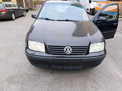 Gebraucht VW Bora 115 PS (84 kW) 2003 Schwarz Limousine