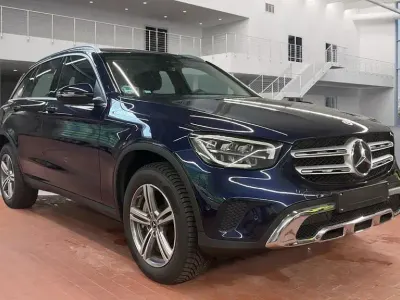 Gebraucht Mercedes GLC300e Exclusive 320 PS (235 kW) 2021 Weiß SUV