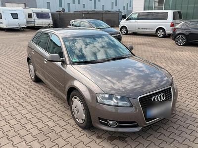 Gebraucht Audi A3 103 PS (75 kW) 2011 Grau Kleinwagen