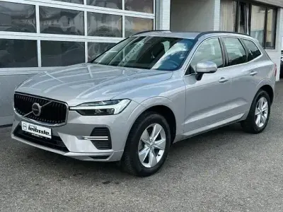 Gebraucht Volvo XC60 Core 197 PS (144 kW) 2023 Silver dawn (metallic) SUV