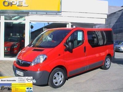 Gebraucht Opel Vivaro Design Edition 90 PS (66 kW) 2011 Rot Van / Kleinbus