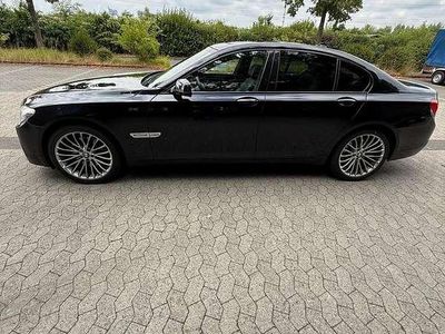 BMW 740