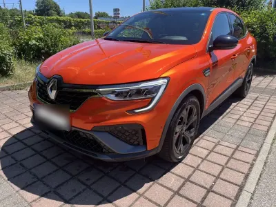 Gebraucht Renault Arkana RS Line 158 PS (116 kW) 2023 Orange SUV