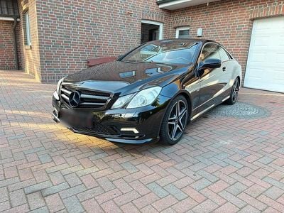 Second-hand Mercedes E250 204 CP (150 kW) 2006 Negru Coupe